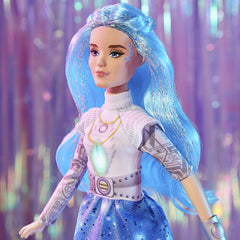 Disney Princess Zombies 3 Addison removable dress encourages custom outfits and storytelling.