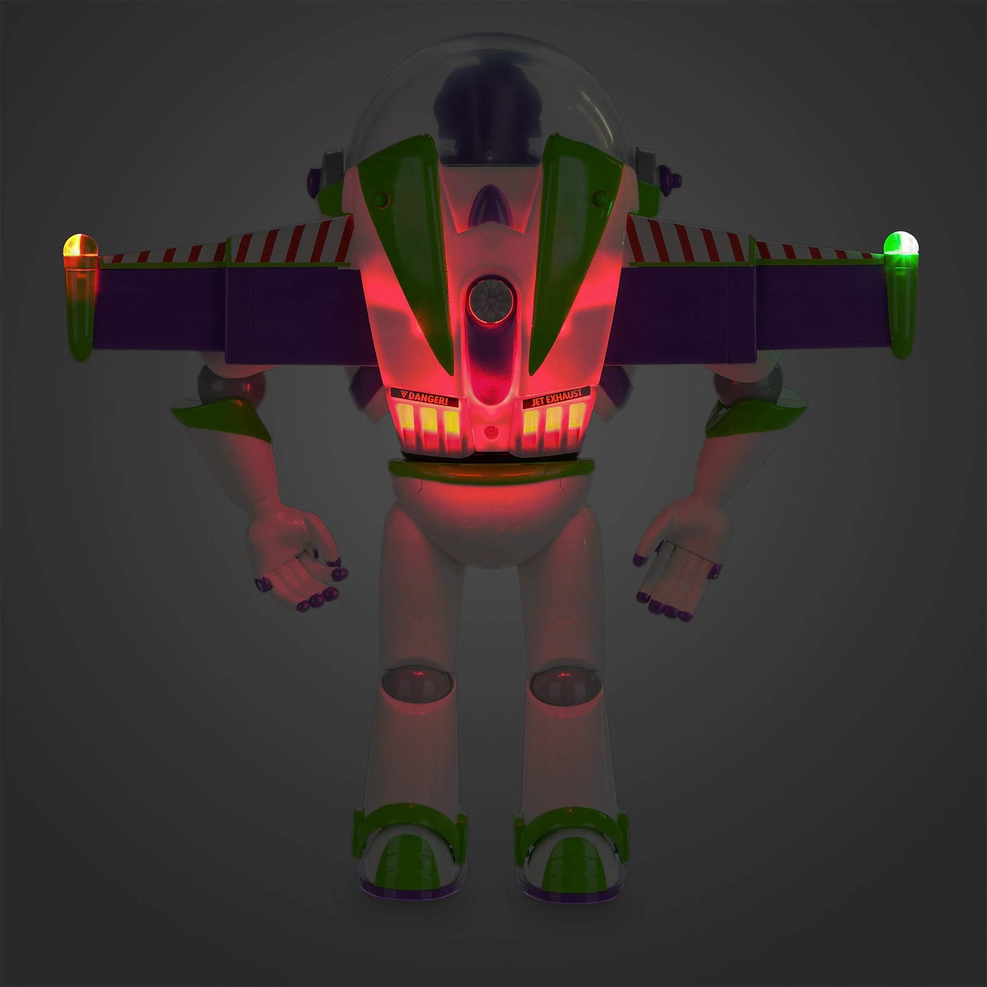 Buzz Lightyear karate-chop with wings for dynamic play moments