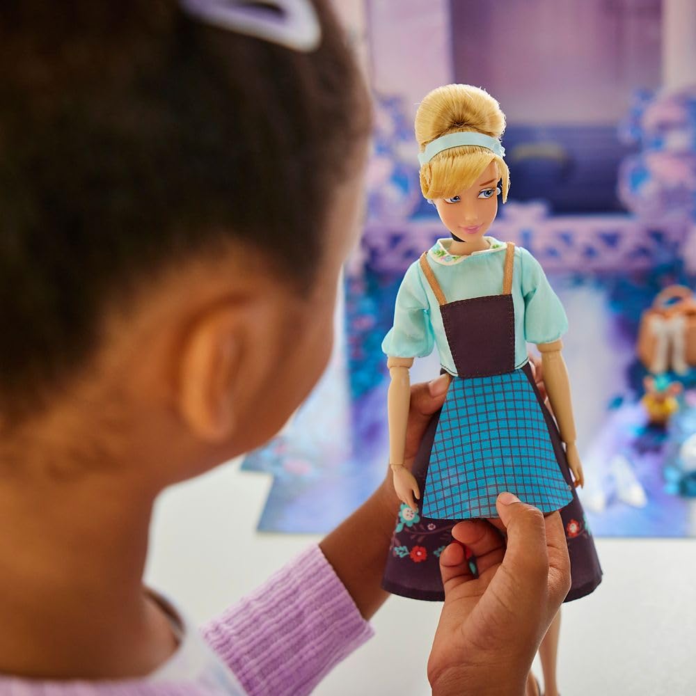 Disney Store Cinderella Story Doll packaging front unfolds into a palace play area