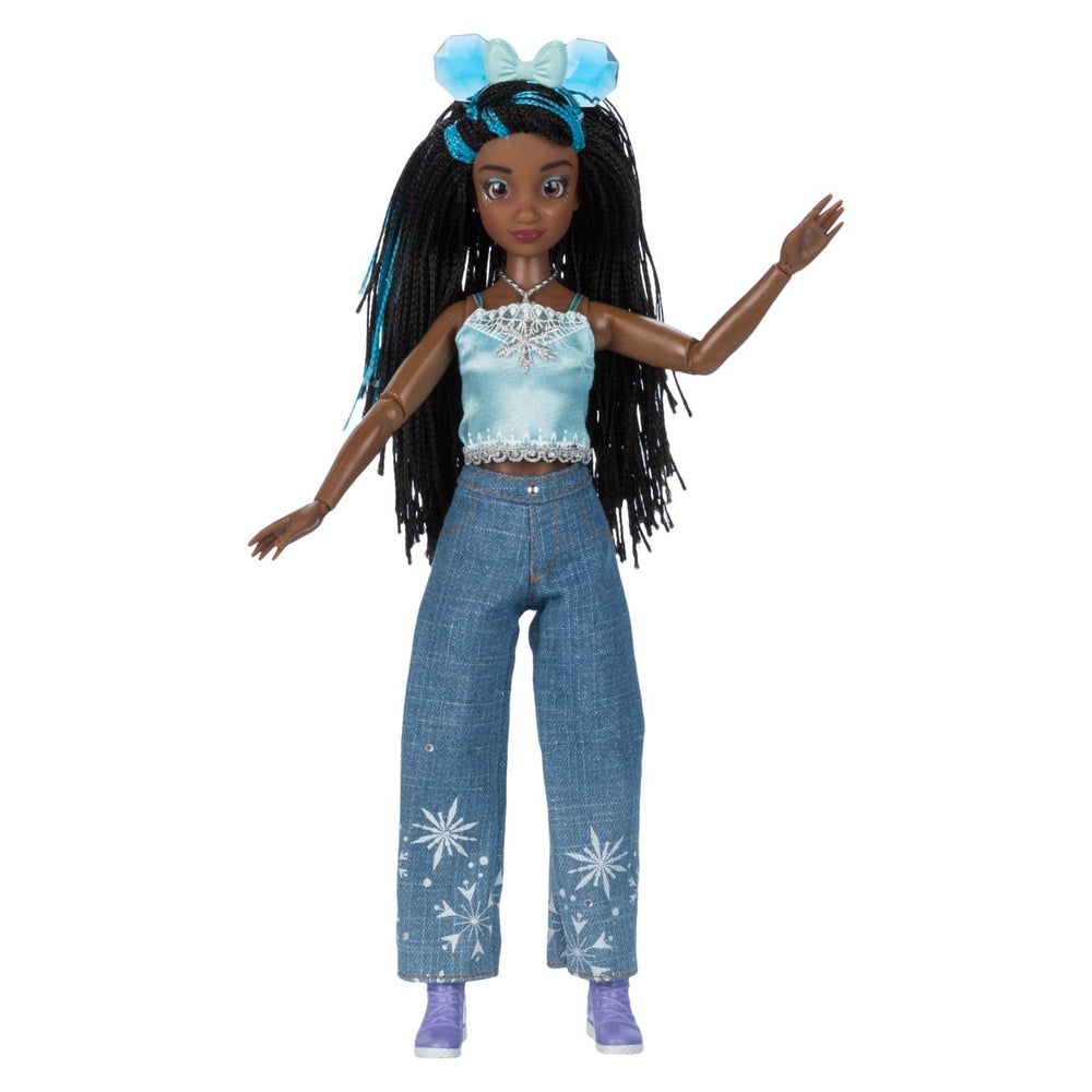 Disney Store Elsa ILY 4EVER doll features Minnie balloon and park snack surprise.