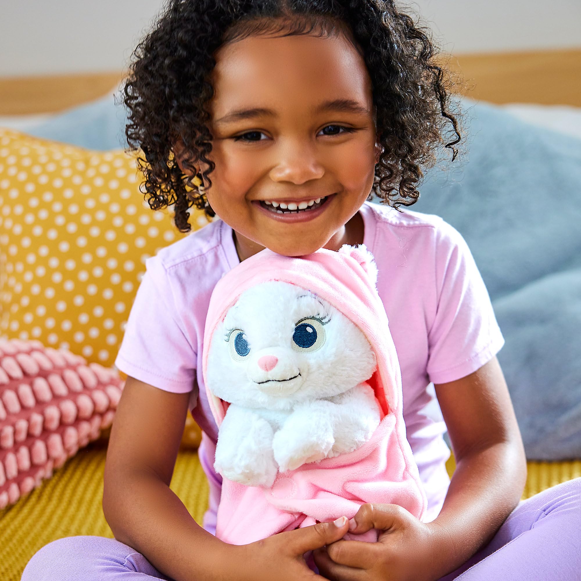 Disney Store Marie plush in soft furry fabric ideal for cuddly play