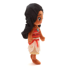Glittering eyes and tapa outfit inspire adventurous storytelling.