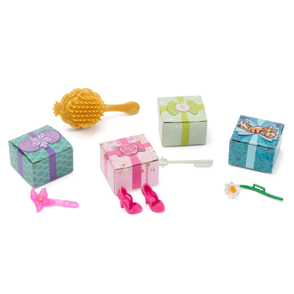 Disney Store Deluxe display box with window and carry handle for gifting