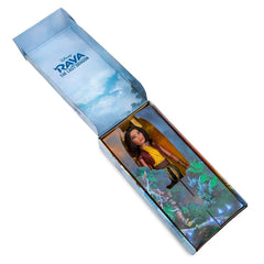 Disney Store Raya boots and gauntlet add authentic accessory detail for imaginative adventures.