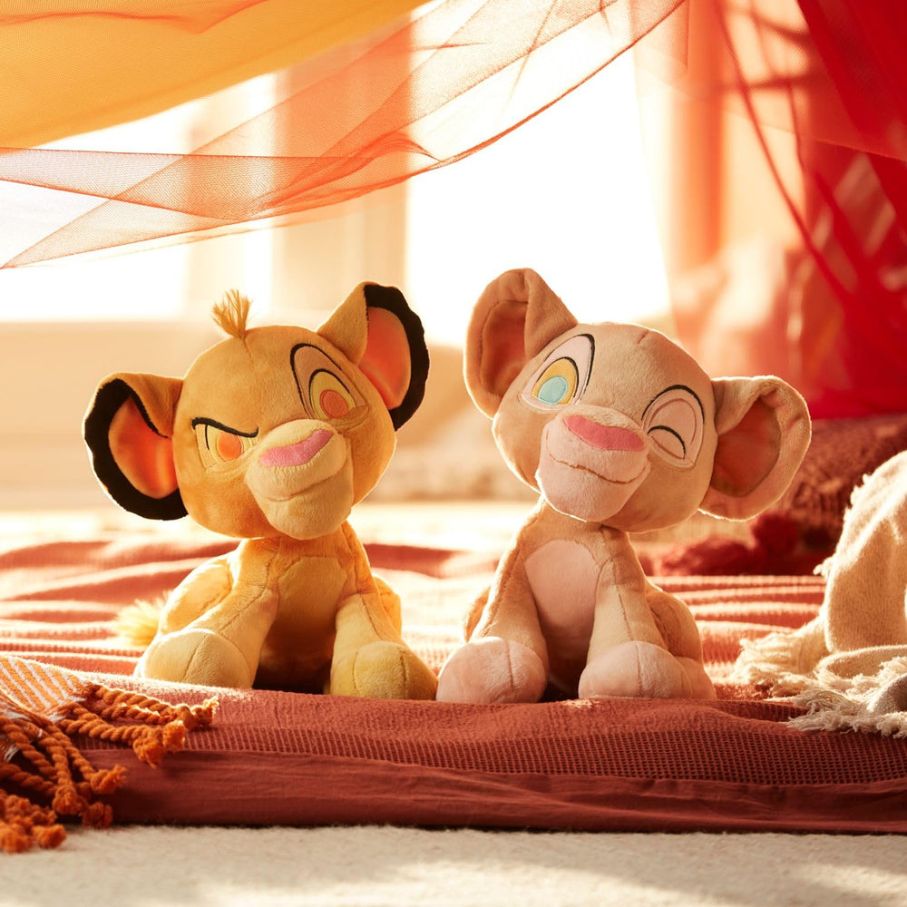 Disney Store Simba & Nala plush set closeup of embroidered features and soft fabric