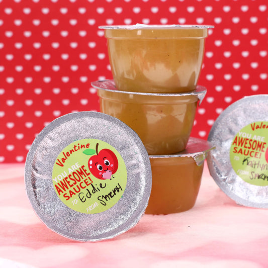 DISTINCTIVS apple-themed Valentine label for favors and snacks