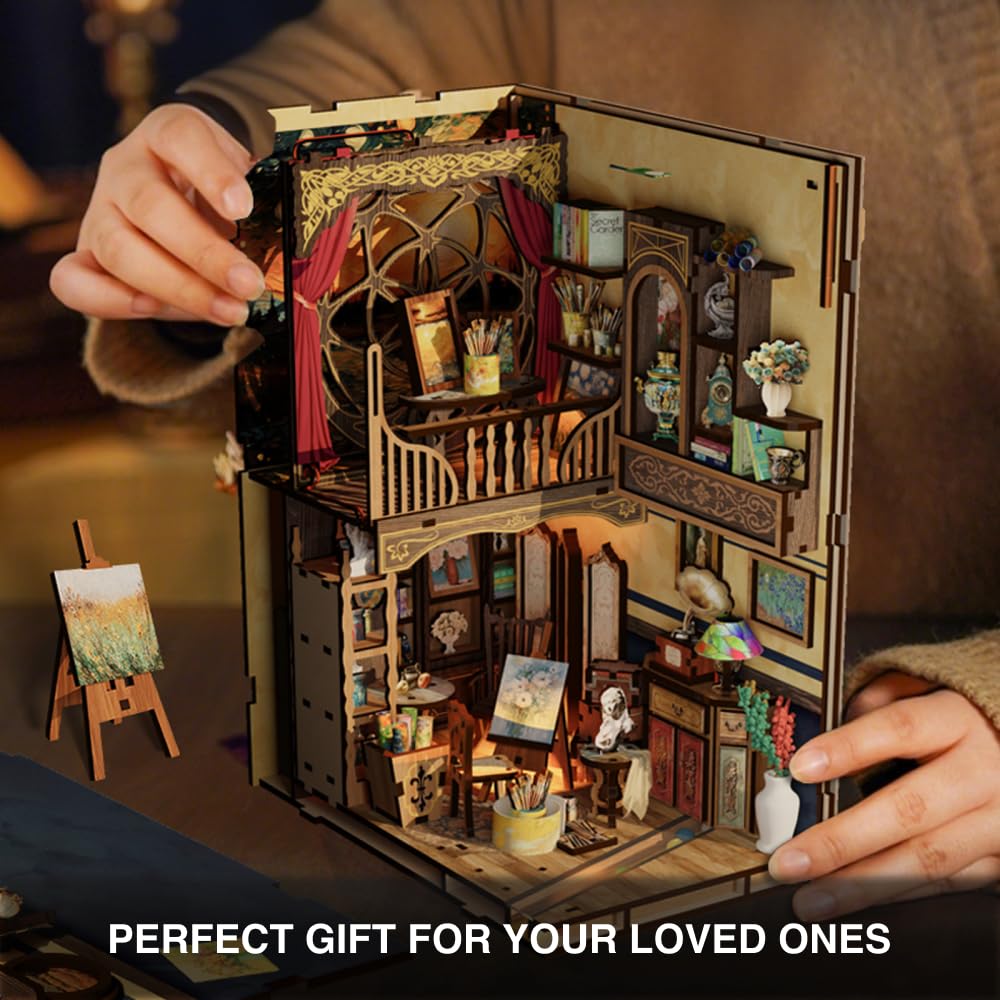 Ditila Starry Night uses premium wood and finishes for lasting display
