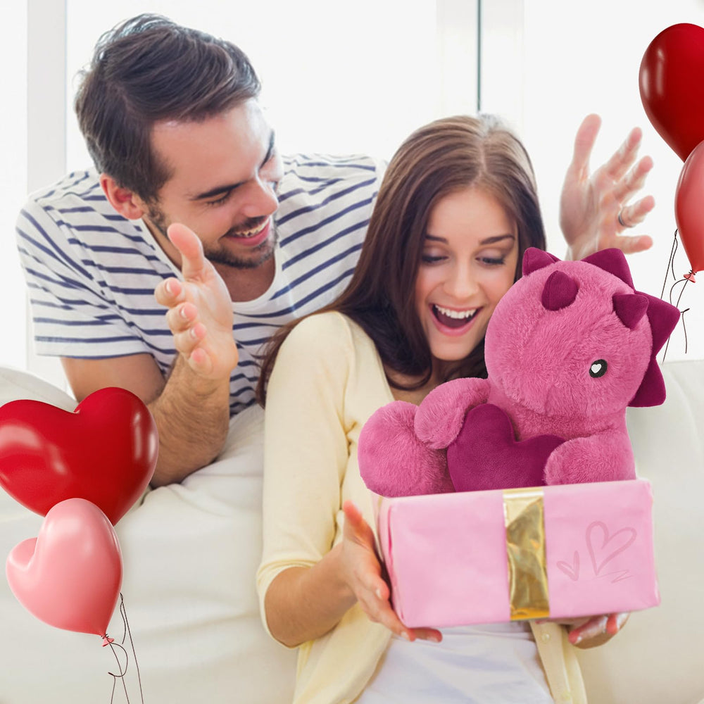 Ditucu romantic-design plush with heart, a delightful centerpiece for romance.