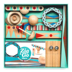 DJECO Zig & Go domino assembly detail highlighting cause-and-effect learning.