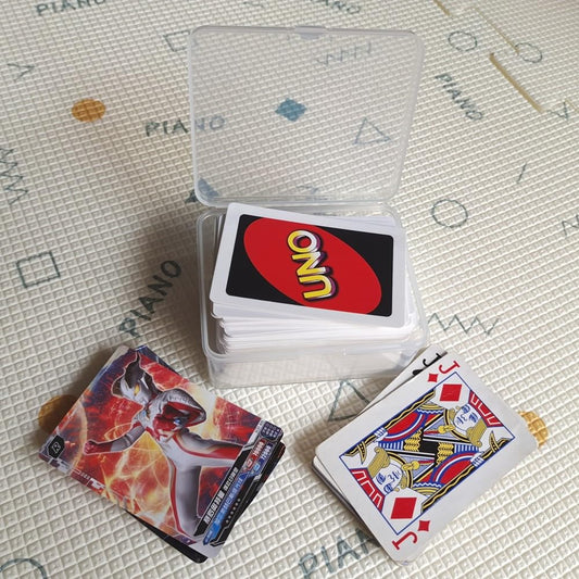 DKAOVH UNO card case with clear view for quick card counting and access.