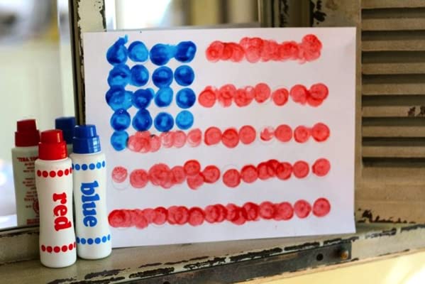 Do A Dot Art! dots appear clean and bold on paper with these markers.