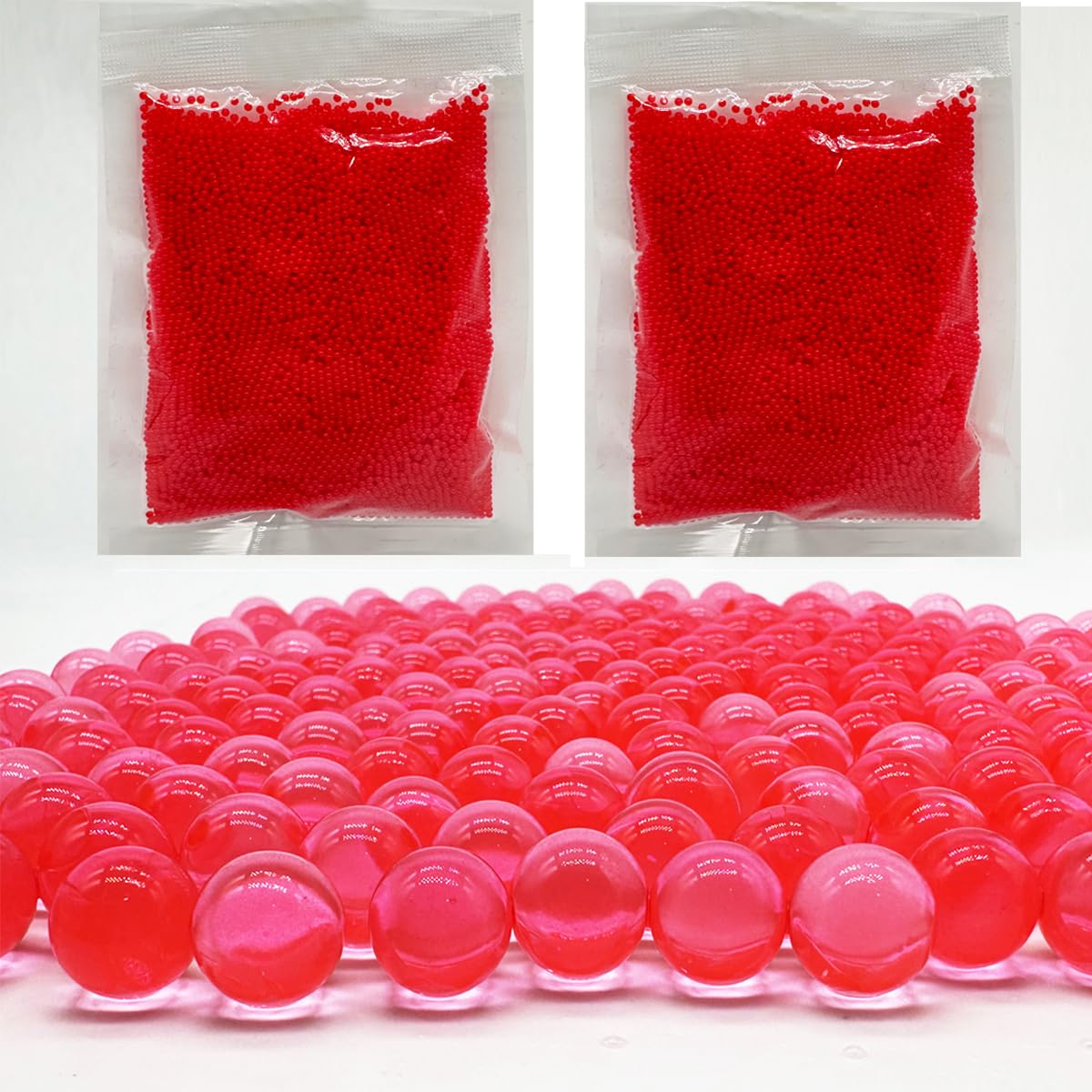 Dorothy gel balls 7-8 mm size soaking in water for safe, reusable splatter play.