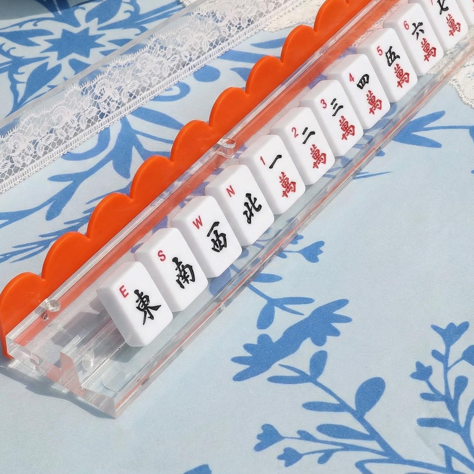DoubleFill blue rack demonstrates stable tile hold during play
