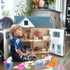 DoubleWood dollhouse bucket serves as a portable water-cleaning prop.
