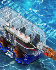dOvOb Titanic bricks assembled detail – finished hull snapshot for display-ready model.