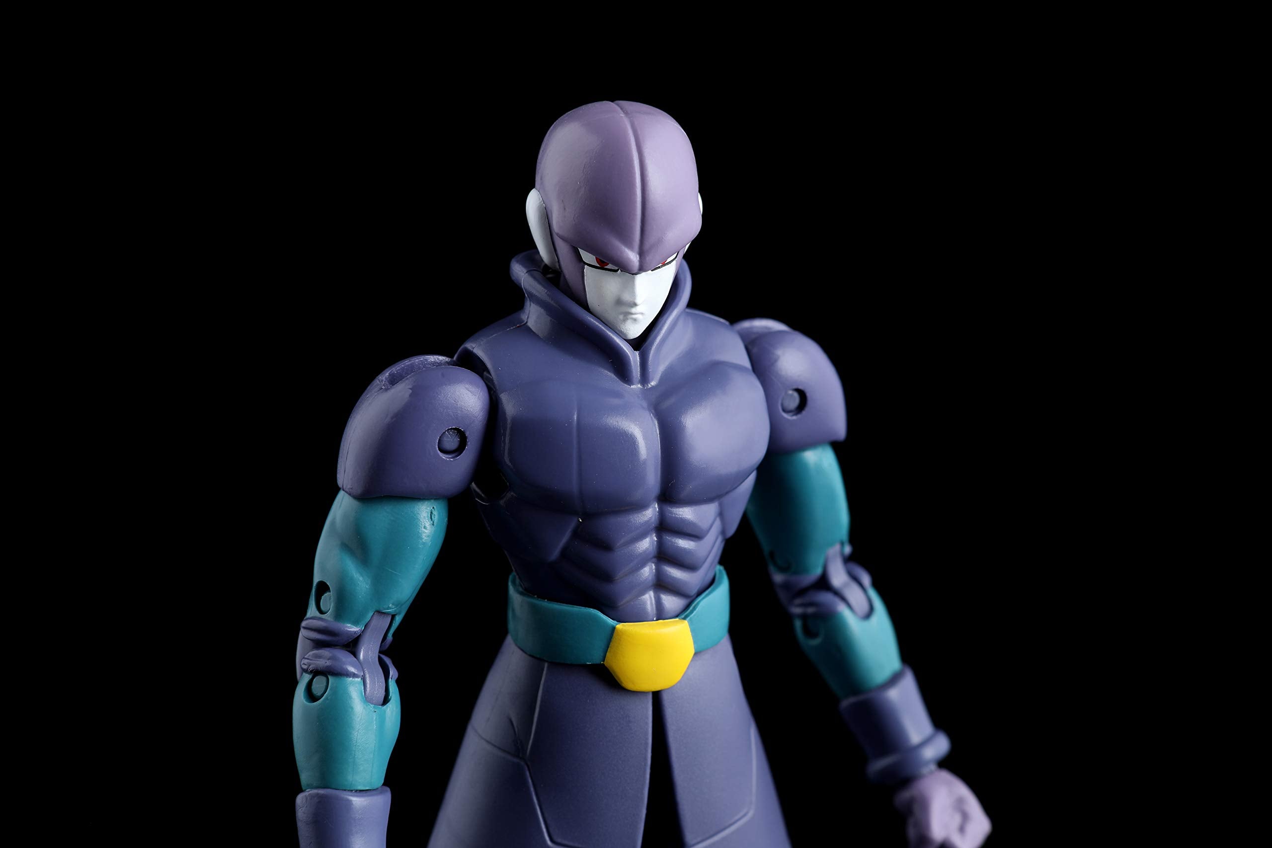Dragon Stars Hit armor detail and optional accessories for display variety