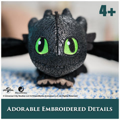 DreamWorks Dragons Toothless detailed design highlights HTTYD styling.
