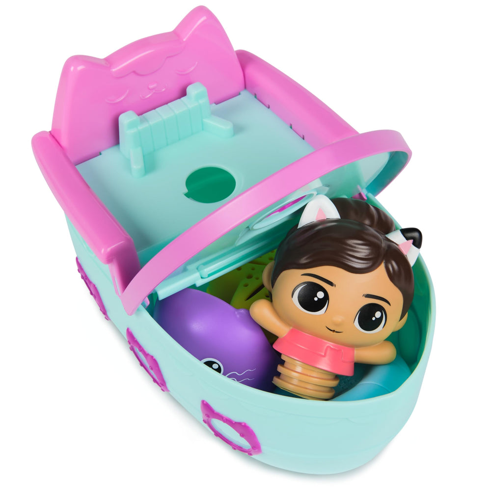 DreamWorks Gabby's Dollhouse bath time scene kit inspires imaginative play sessions.