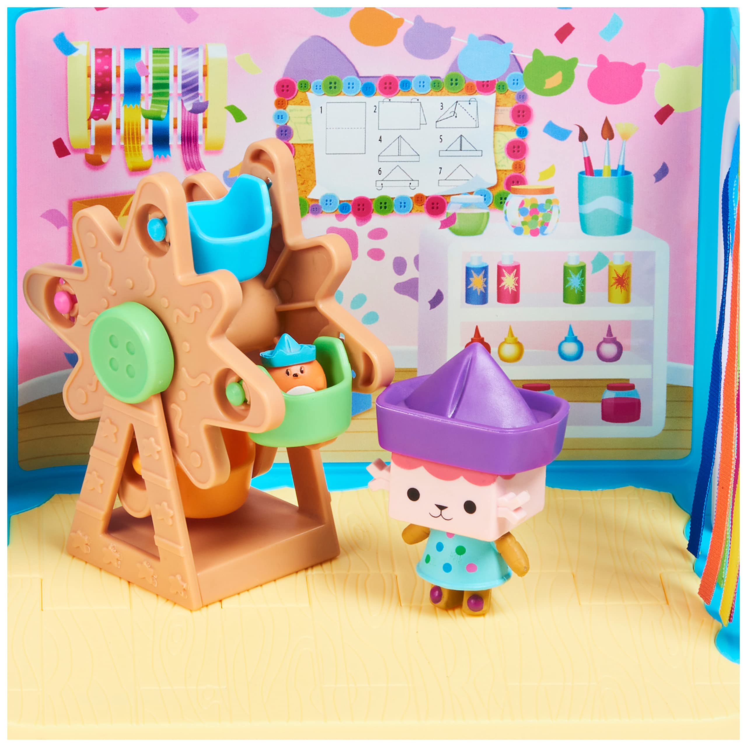 Gabby's Dollhouse Ferris wheel provides rotating play moments.