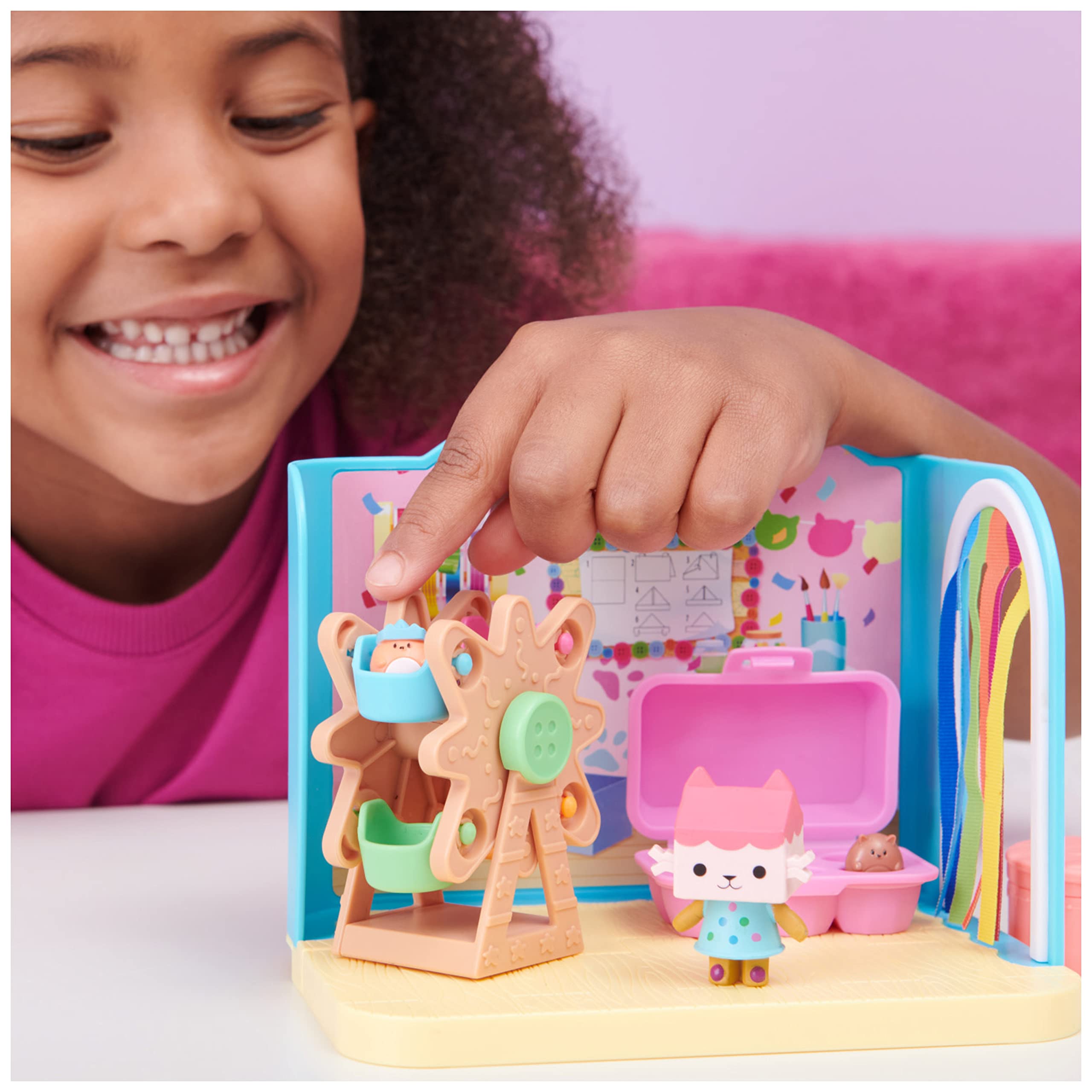 Gabby's Dollhouse surprise boat inside a box for mini adventures.