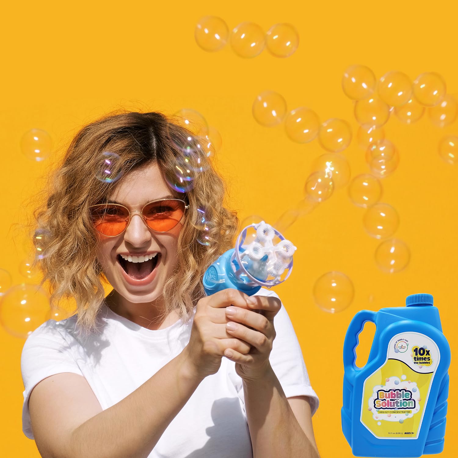 Dreidel Company bubble guns and wands for action-filled outdoor fun