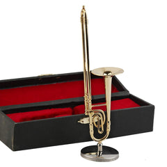 Dselvgvu dollhouse display setup featuring the trombone