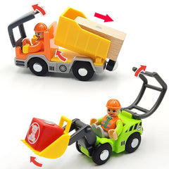 DSHMIXIA wooden train figure to spark imaginative scenarios and storytelling.