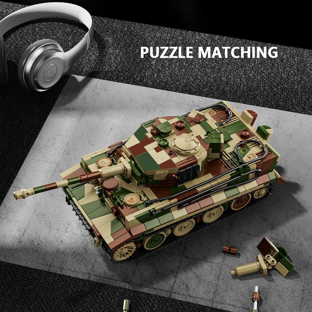 DUANT Tiger Tank No.7 tracks and chassis realism on display.