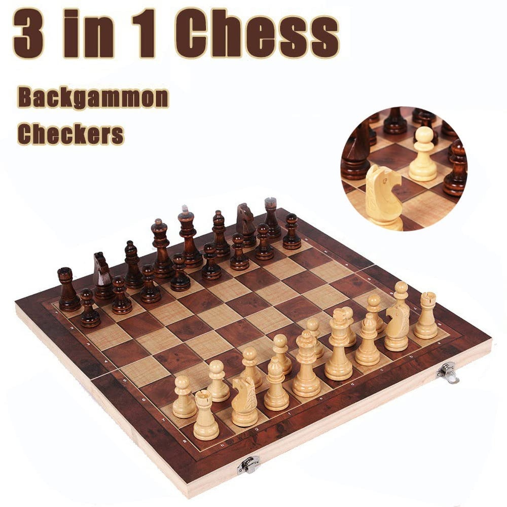DUBSTAR chess set flat surface supports stable piece placement.