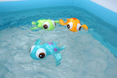 DUCKBOXX XX wind-up sea turtle bath toy blue, tactile texture enhances touch sensation during bath time.