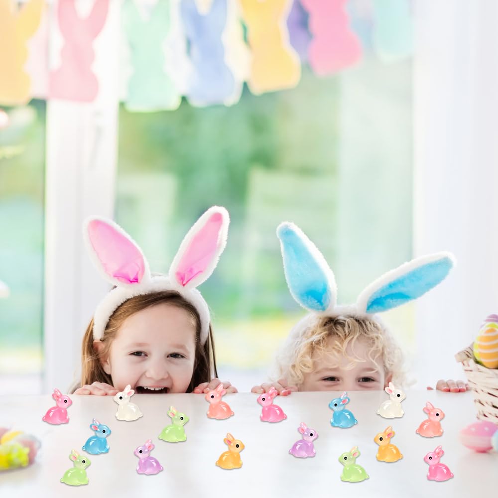 DULEFUN seven-color glow bunnies add whimsy to day and night displays.