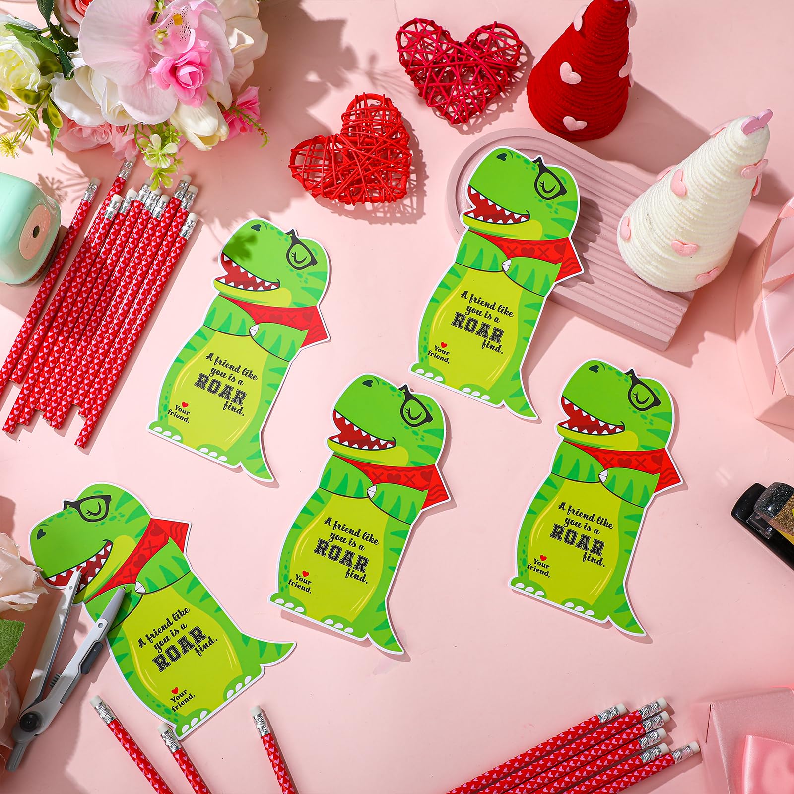 Dunzoom dinosaur card artwork on the Valentine set.
