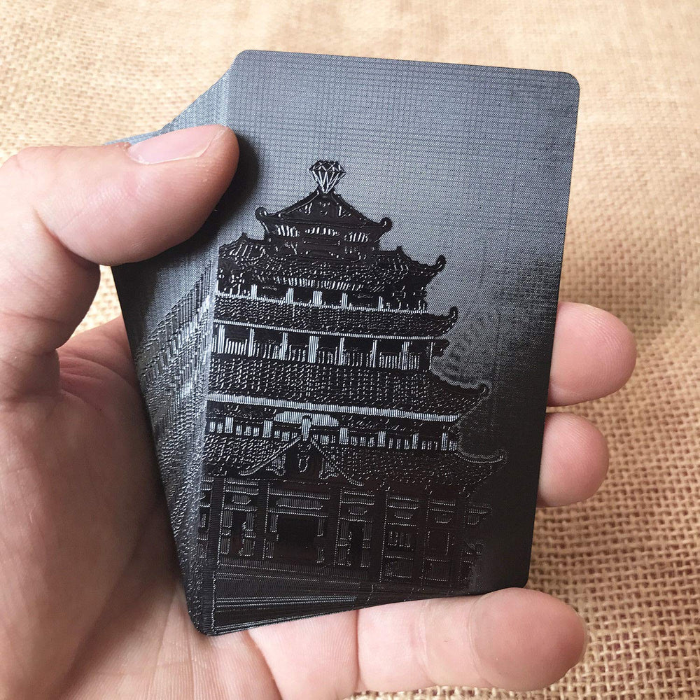 EAY black tower packaging keeps the deck organized and protected.