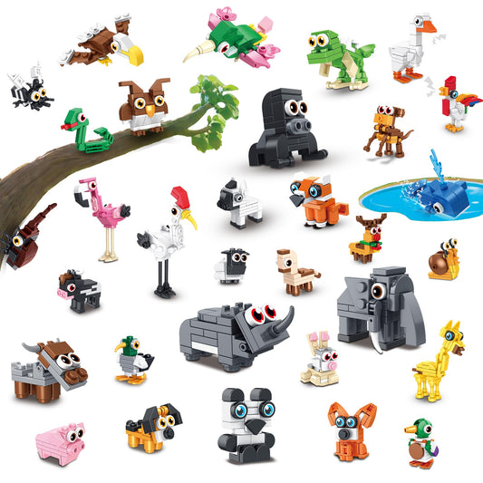 EITOLNR mini giraffe blocks for imaginative play and fine motor practice.