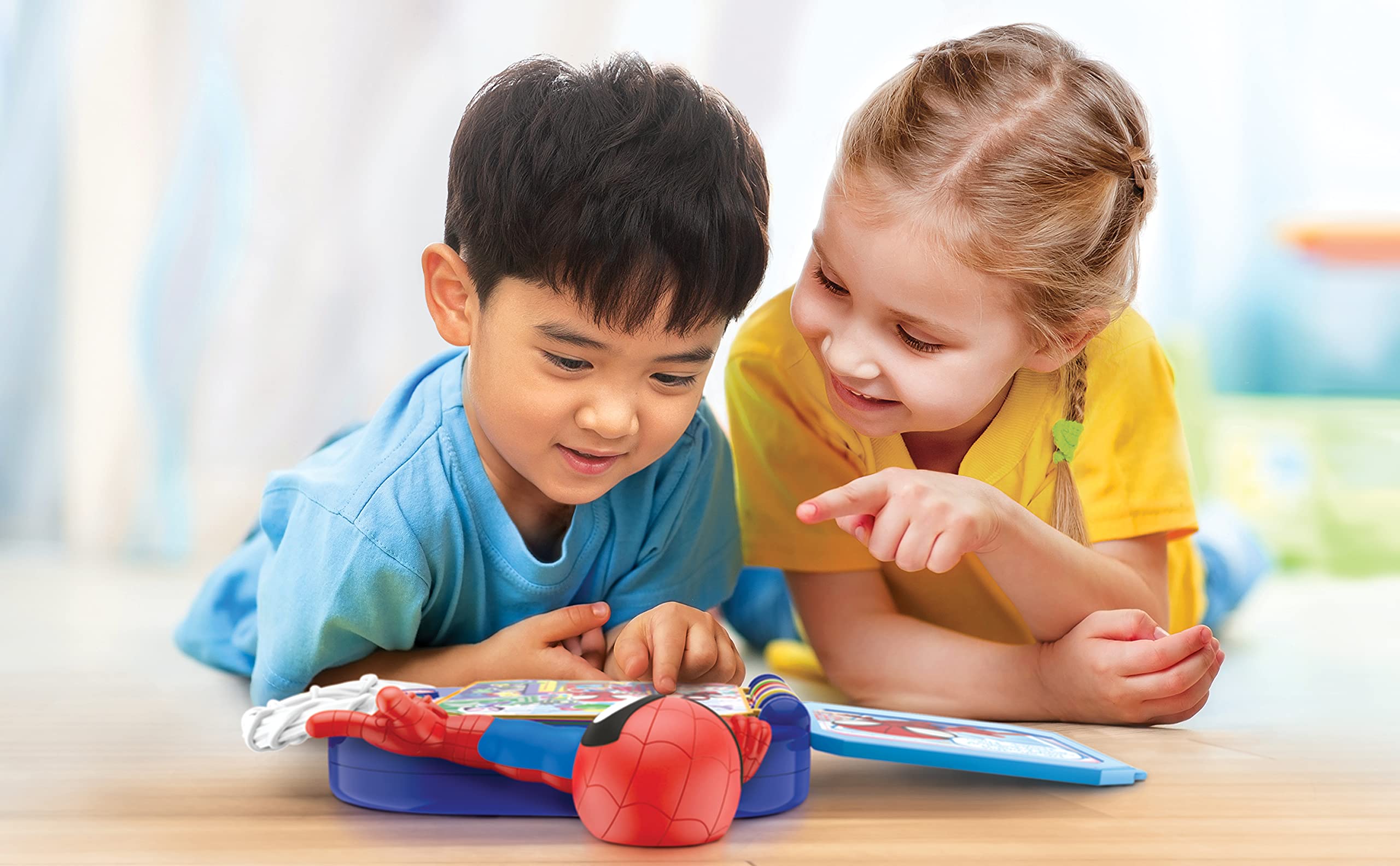 eKids Spidey portable design keeps toddlers engaged on the go.