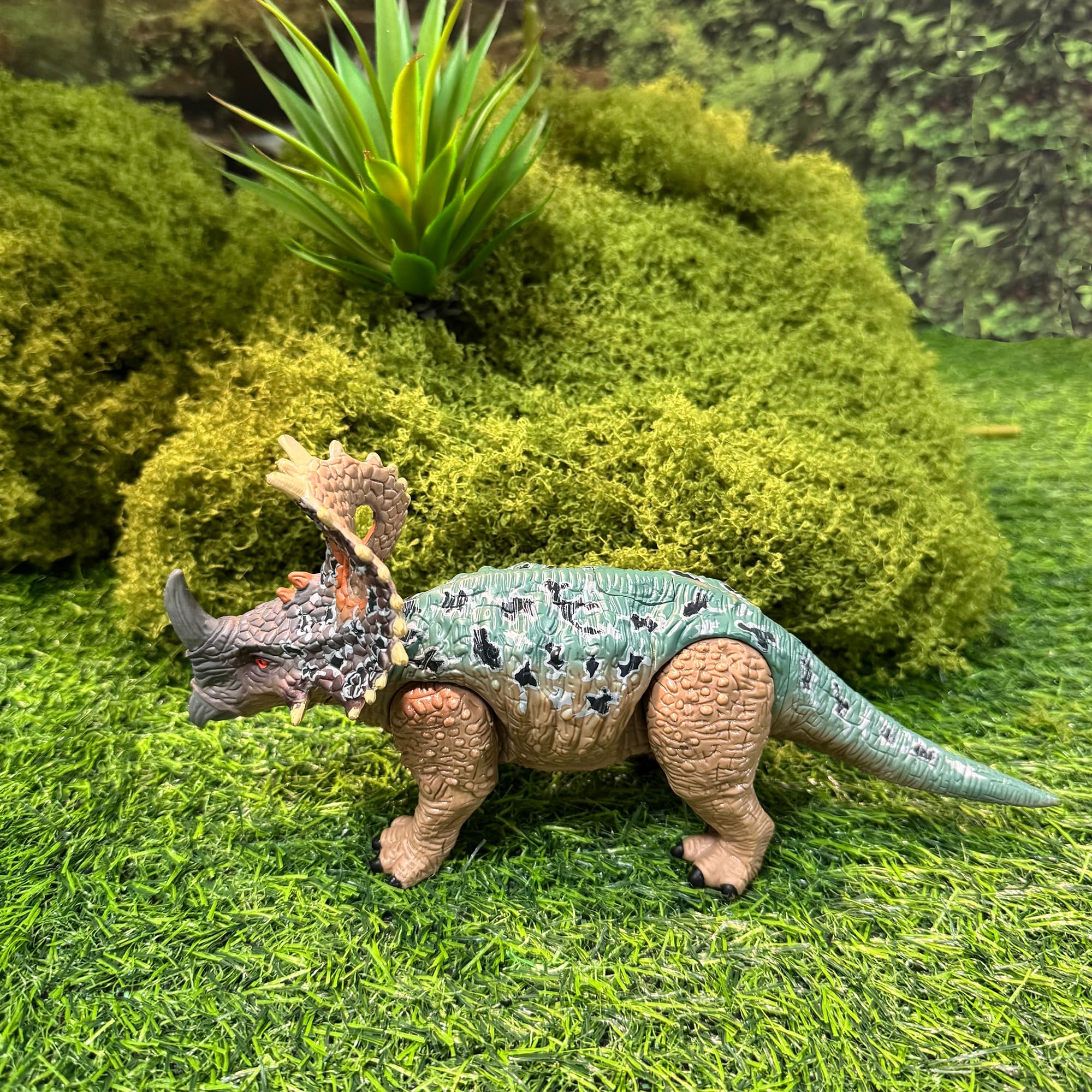 EKU EasyKU Styracosaurus 9x4 inches compact display