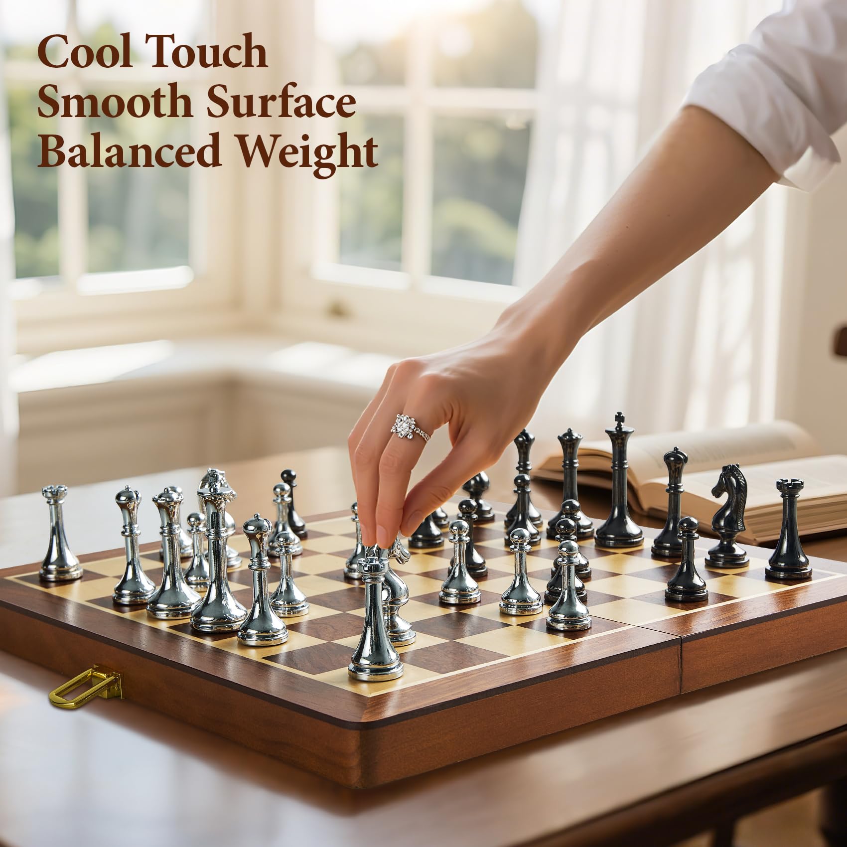 ELONGDI folding chess set internal slot storage keeps pieces organized and secure.