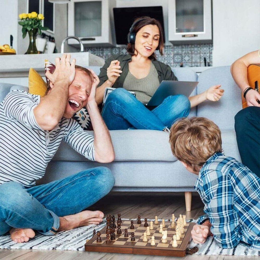 ELONGDI portable travel chess use for adults and kids.