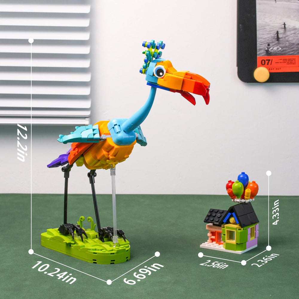 ENJBRICK assembled Kevin Bird and mini Up House display dimensions.