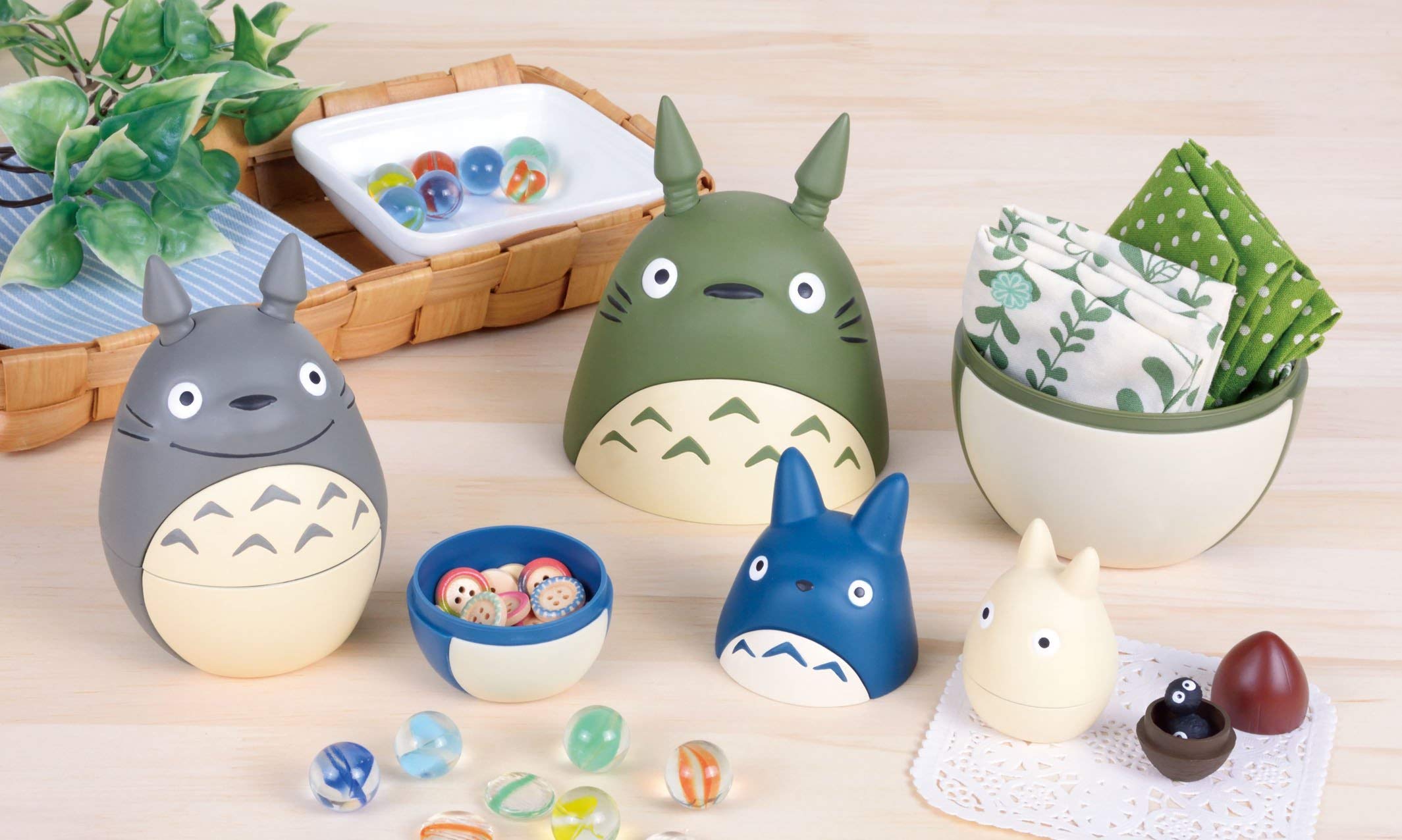 Ensky Totoro nesting dolls dust bunny completing the set