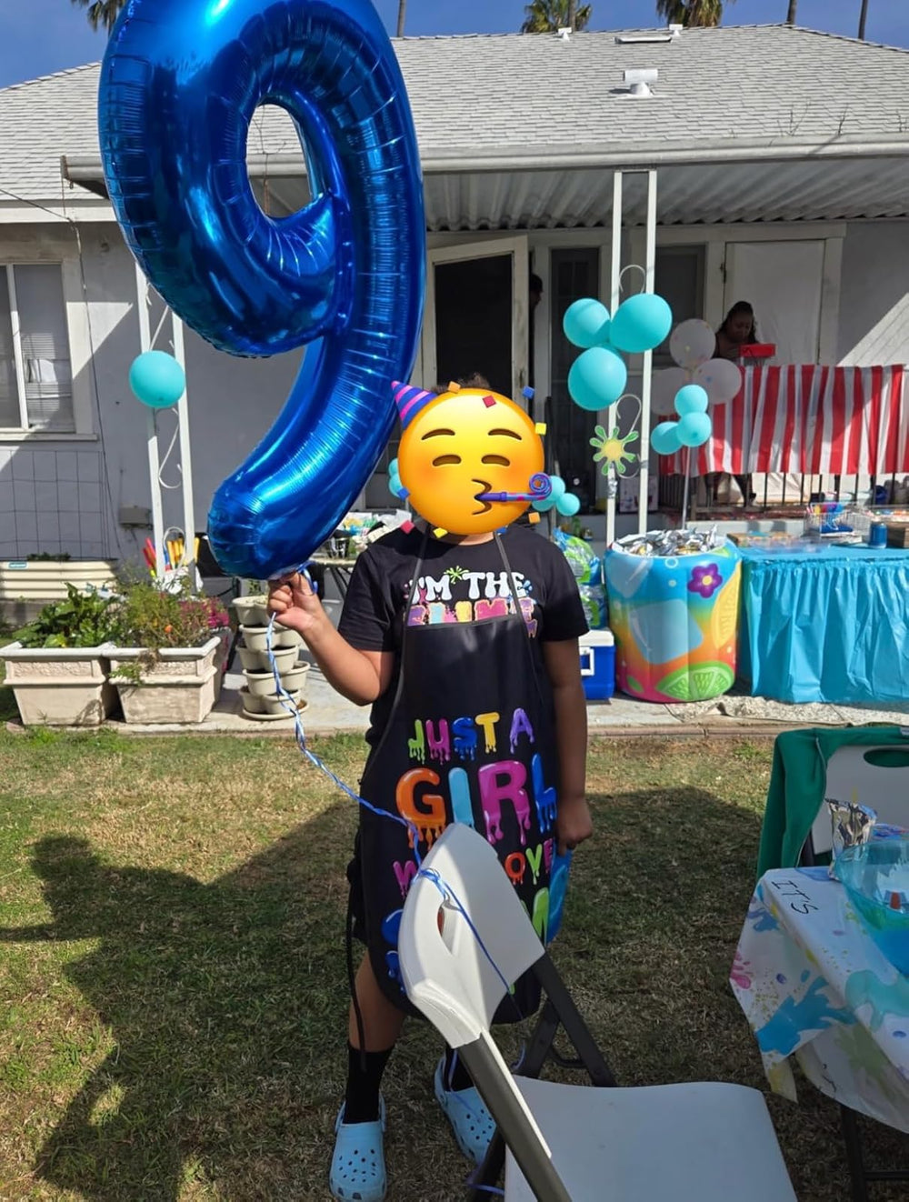 Enyeopd 19-number balloon decor adds dramatic focal point to celebrations.