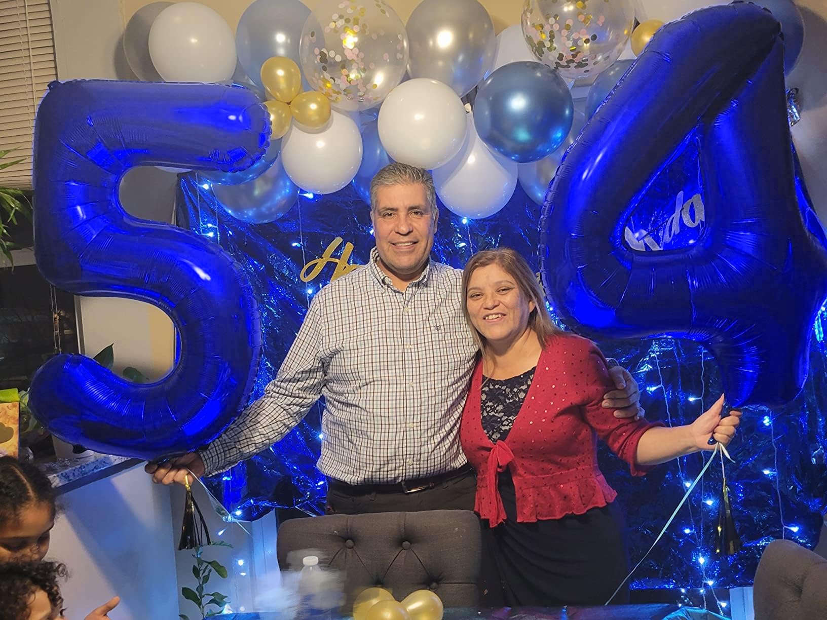 Enyeopd navy blue number 4 balloon close up highlights smooth material and vibrant color