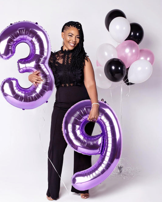 Enyeopd purple big-number 30 balloon hanging display for quick party setup