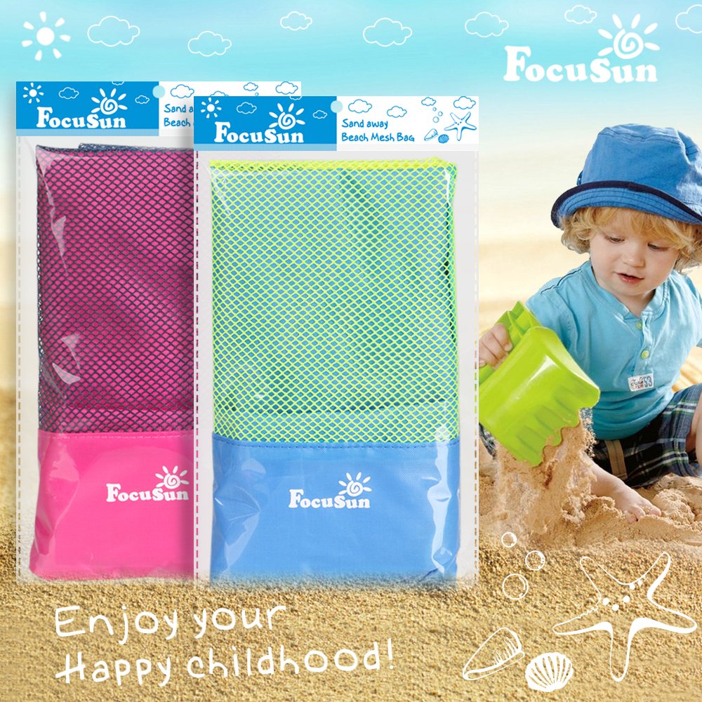 EocuSun sand-repellent mesh bag performing after splash