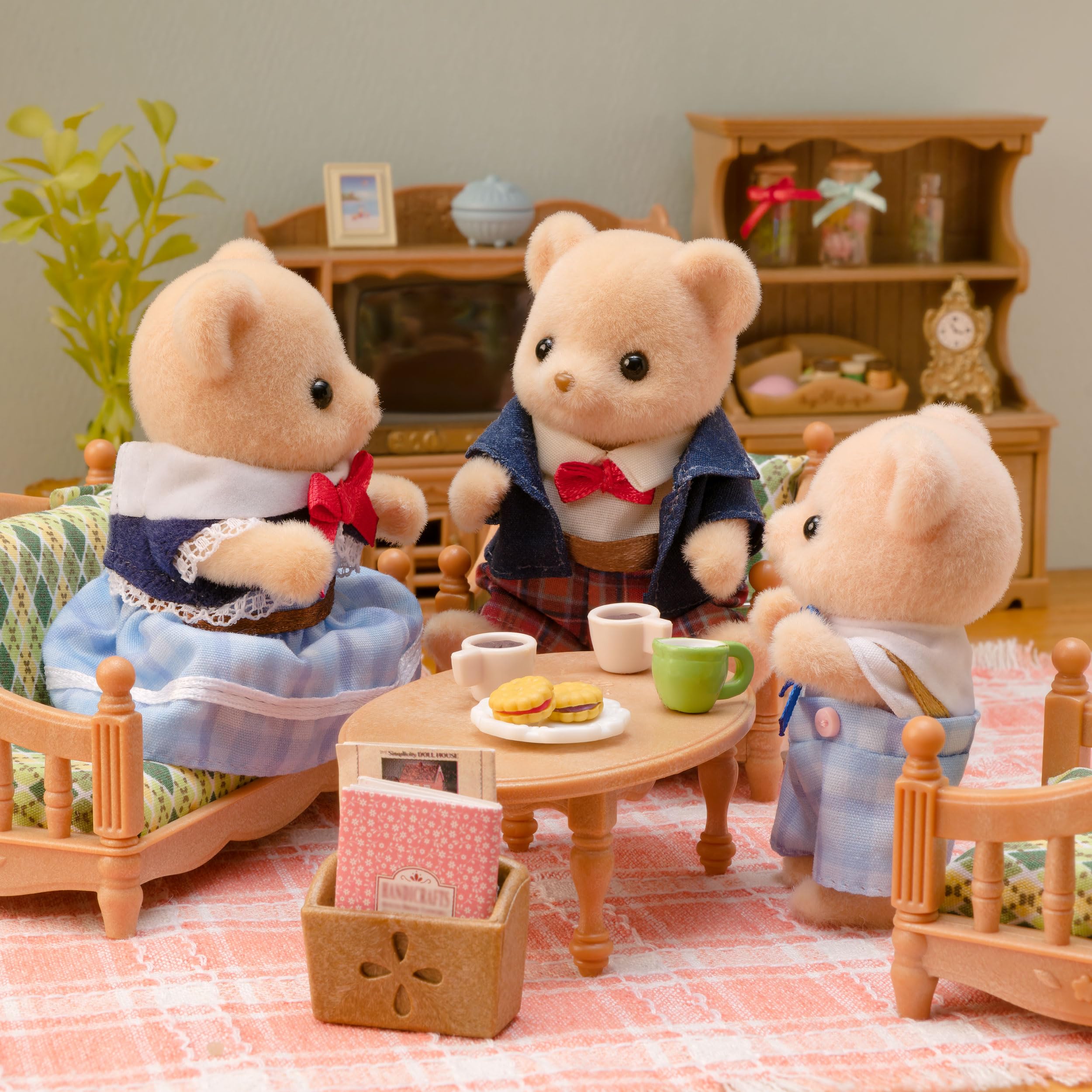 Epoch Biscuit Bear scene with blocks and stuffed friends for cooperative storytelling.