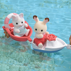Epoch Sylvanian driver-side-slide-feature promotes interactive play.