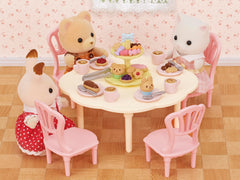 Epoch Sylvanian Families sweets party set assorted treats spark imaginative stories.