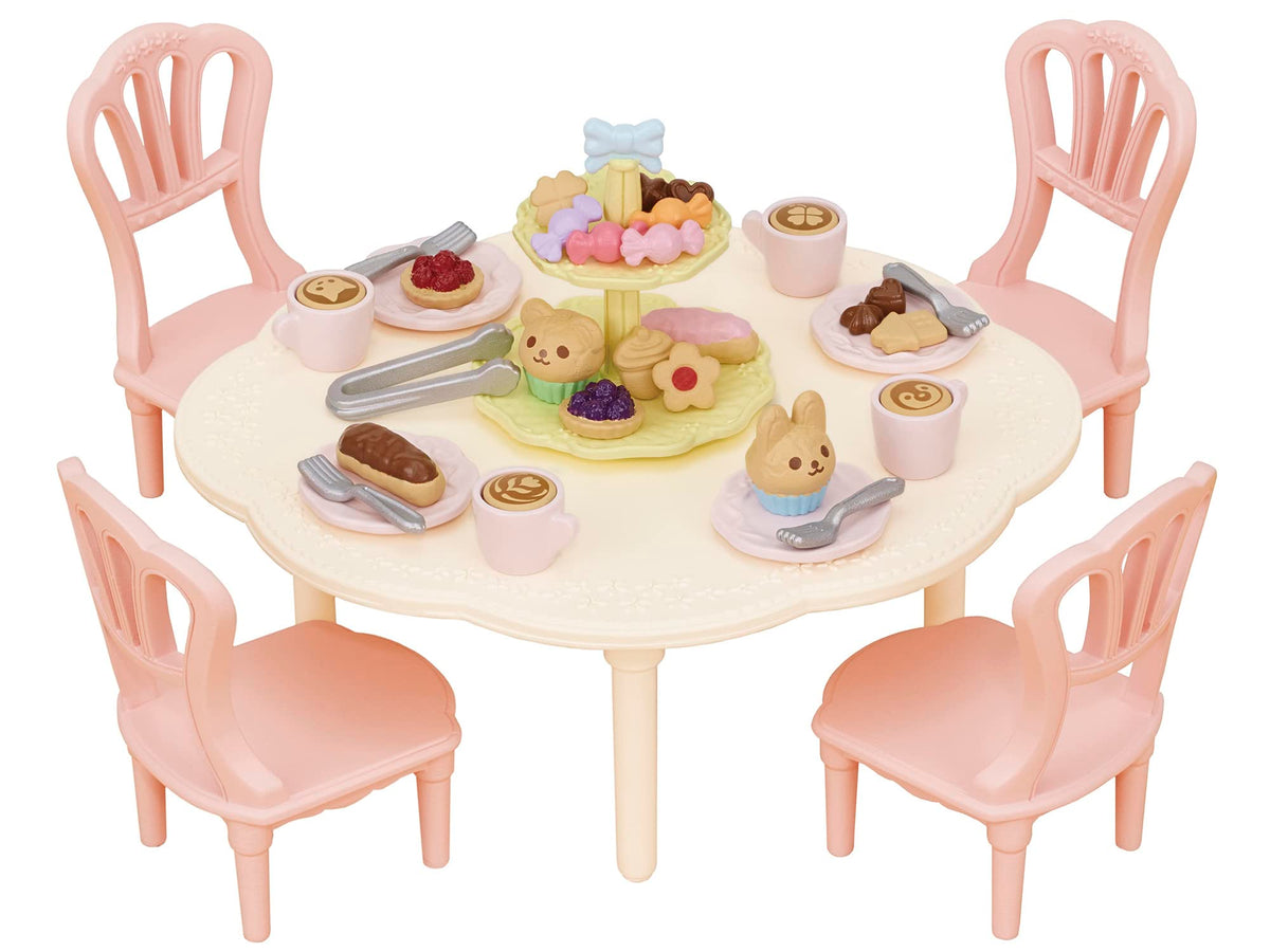 Epoch Sylvanian Families sweets party set table display for cozy doll dining scenes.