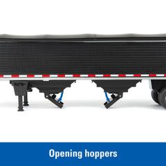 ERTL hitching system shows simple connect and disconnect play