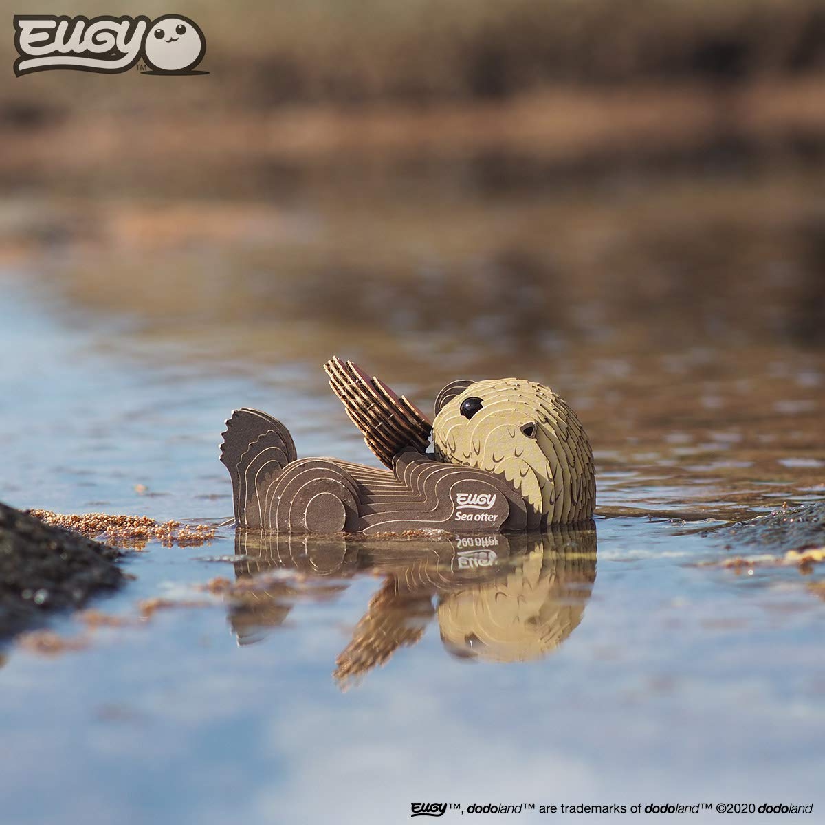 EUGY Sea Otter puzzle pieces spread for quick 20-minute assembly.